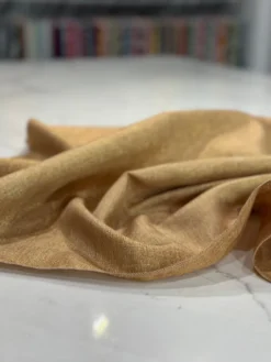 Metallic Burlap Table Linen in Gold/Gold