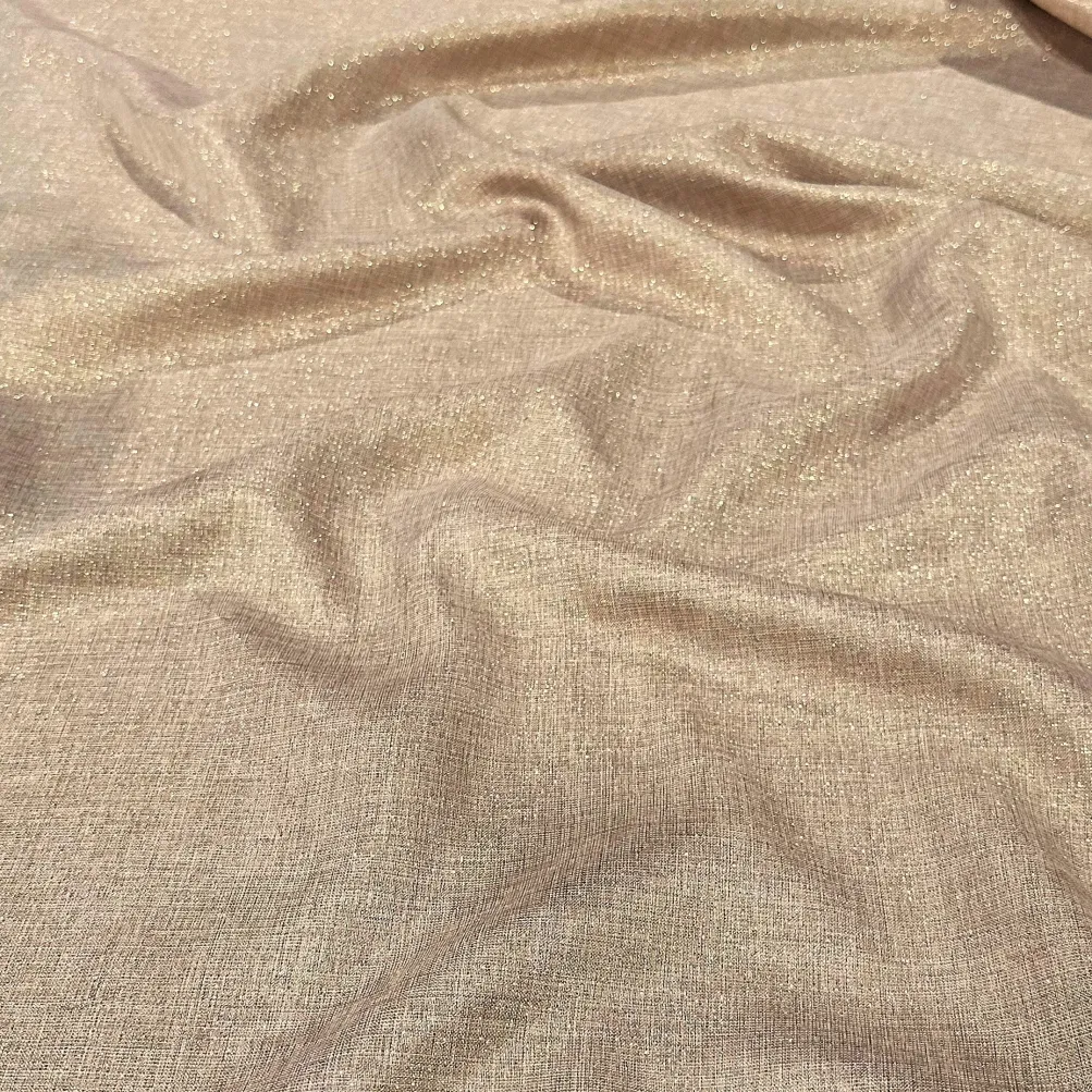Metallic Burlap Table Linen in Champagne/Gold