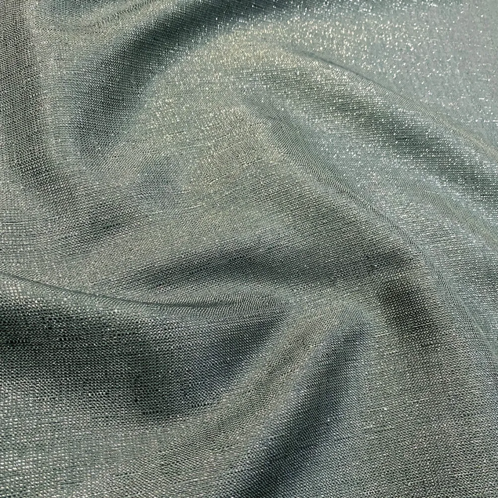 Metallic Burlap Table Linen in Gray/Silver