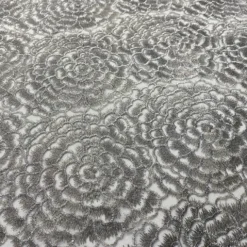 Metallic Rose Table Linen in Silver