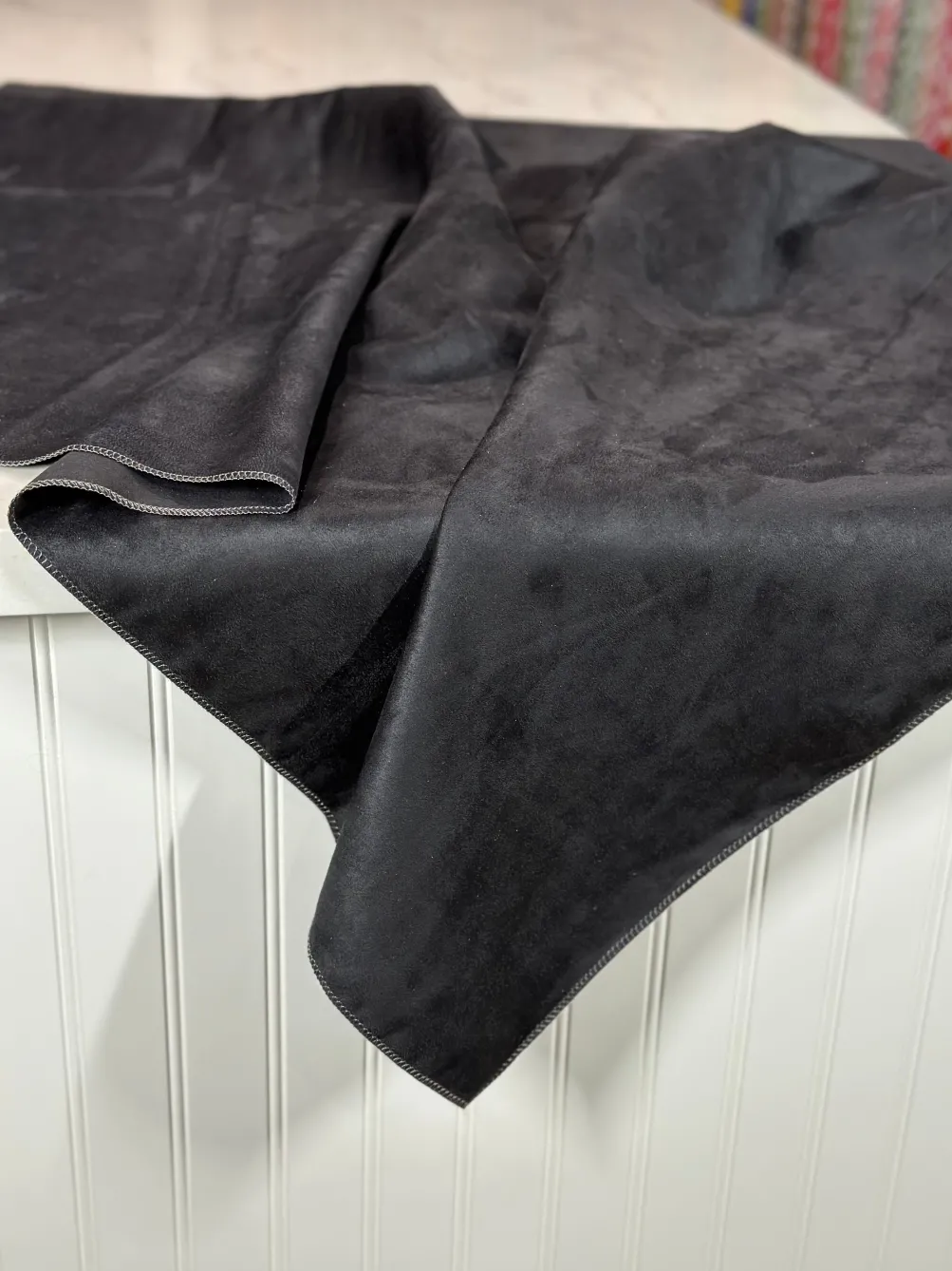 Microfiber Suede Table Linen in Black