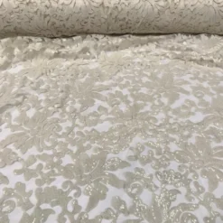 Milan Lace Table Linen in Ivory