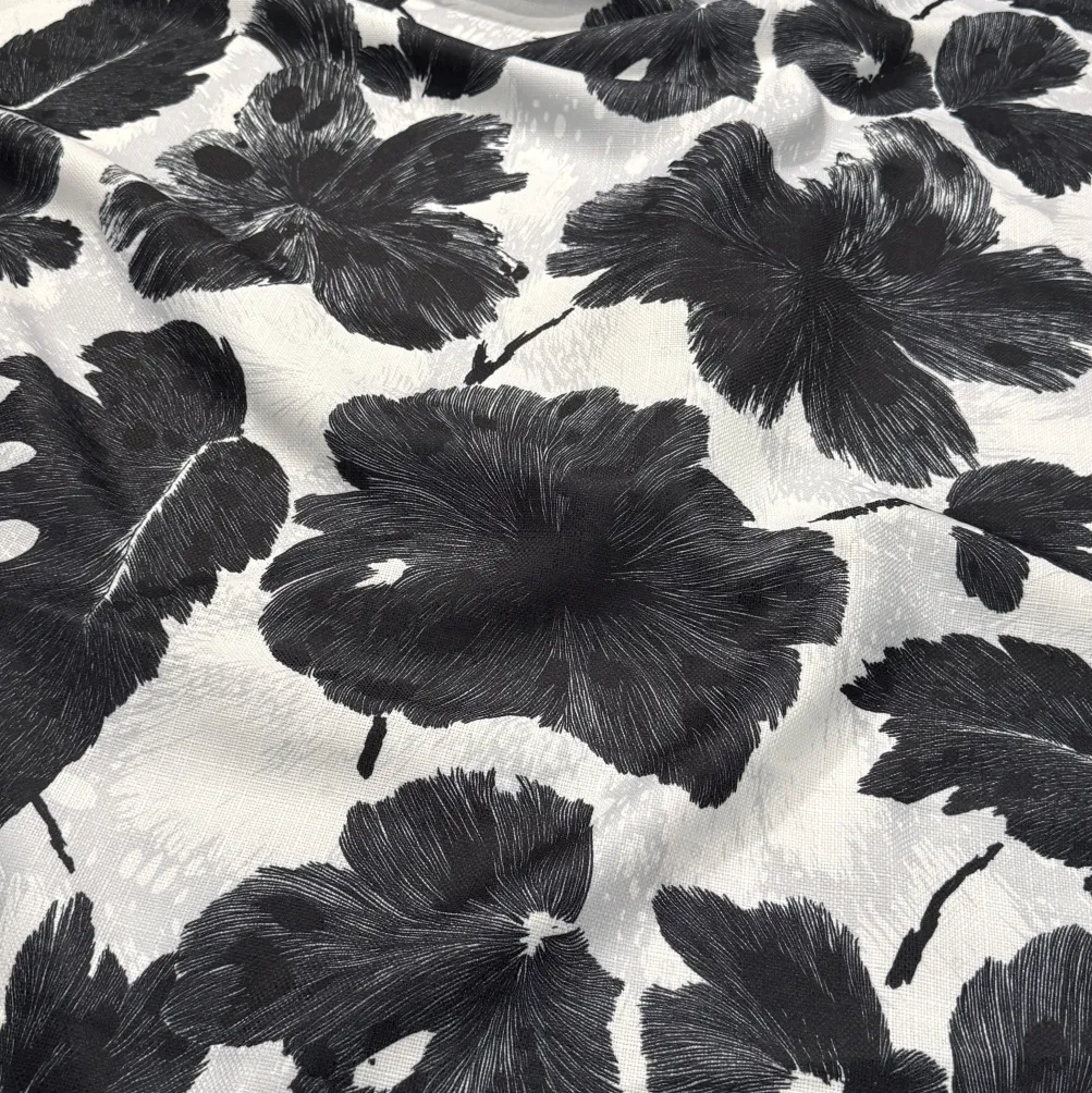 Mono Leaf (Slub Print) Table Runner