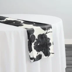 Mono Leaf (Slub Print) Table Runner