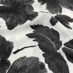 Mono Leaf (Slub Print) Table Runner
