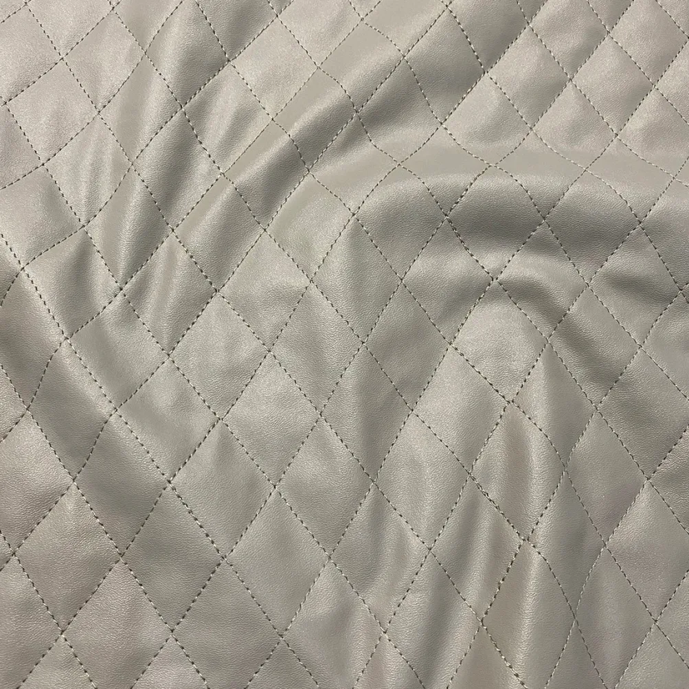 Murano Quilt Table Runner in Silver