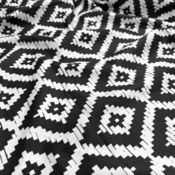 Onyx (Poly Print) Table Linen in Black / White