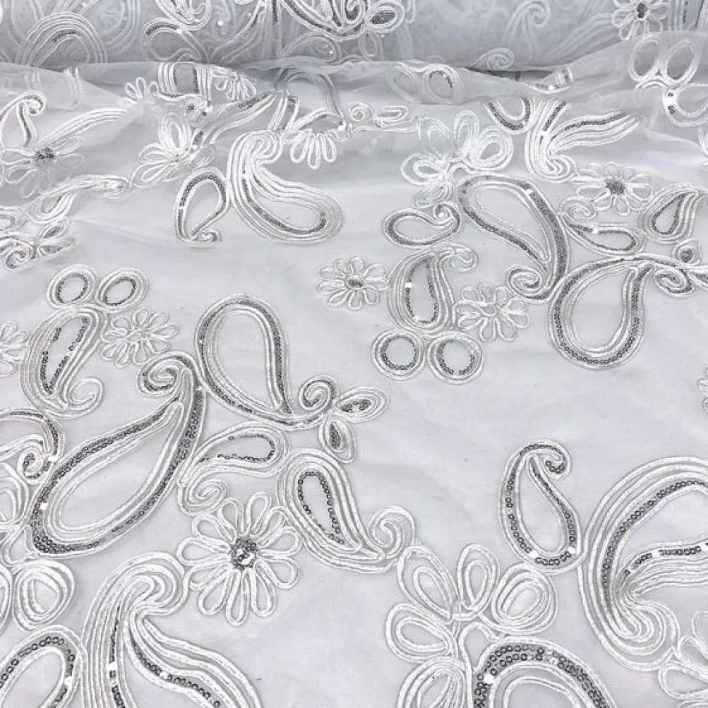 Paisley Floret Sequins (w/ Poly Lining) Table Napkin in White