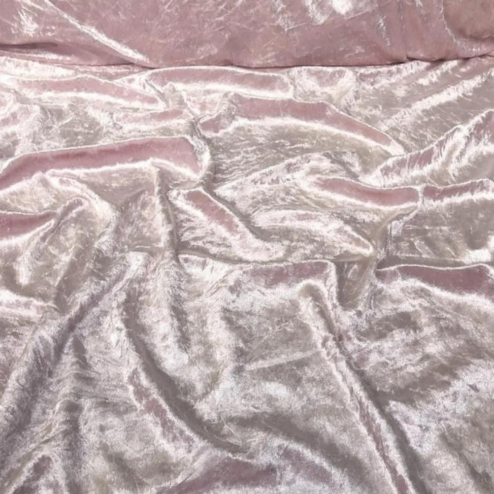 Panne (Crush) Velvet Table Linen in Pink