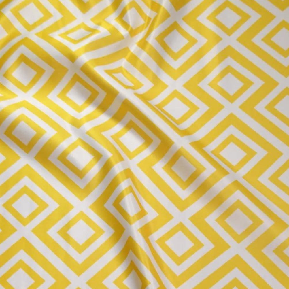 Paragon Print (Lamour) Table Linen in Yellow