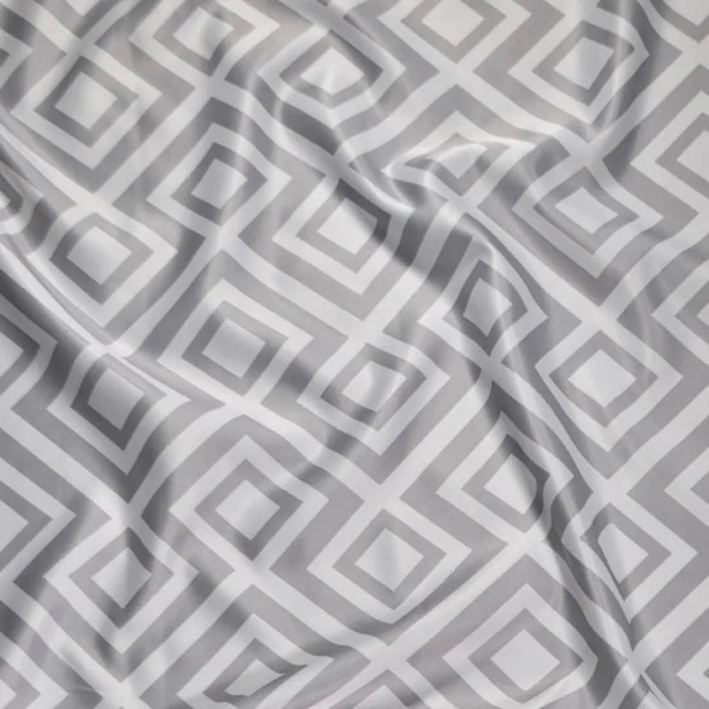 Paragon Print (Lamour) Table Linen in Silver