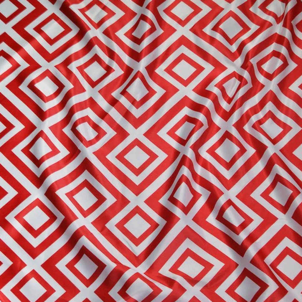 Paragon Print (Lamour) Table Runner in Red