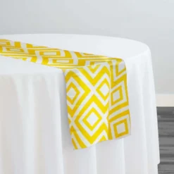 Paragon Print (Lamour) Table Runner in Yellow