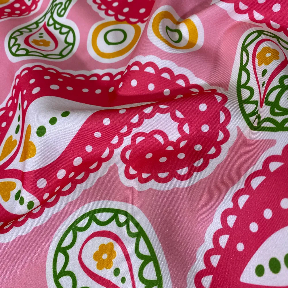 Pastel Paisley (Poly Print) Table Runner in Pink