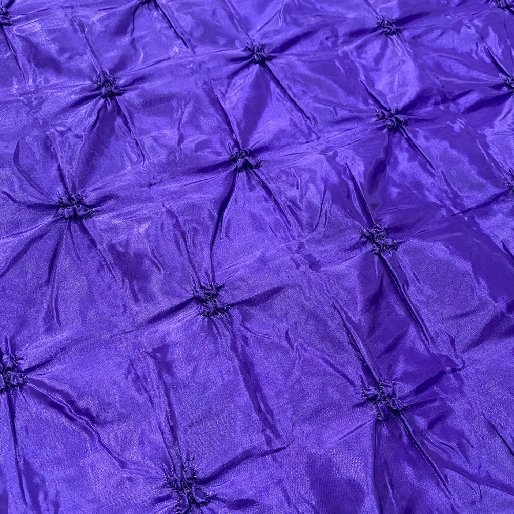 1pc - Belly Button (Pinwheel) Table Linen 132" Round - Purple