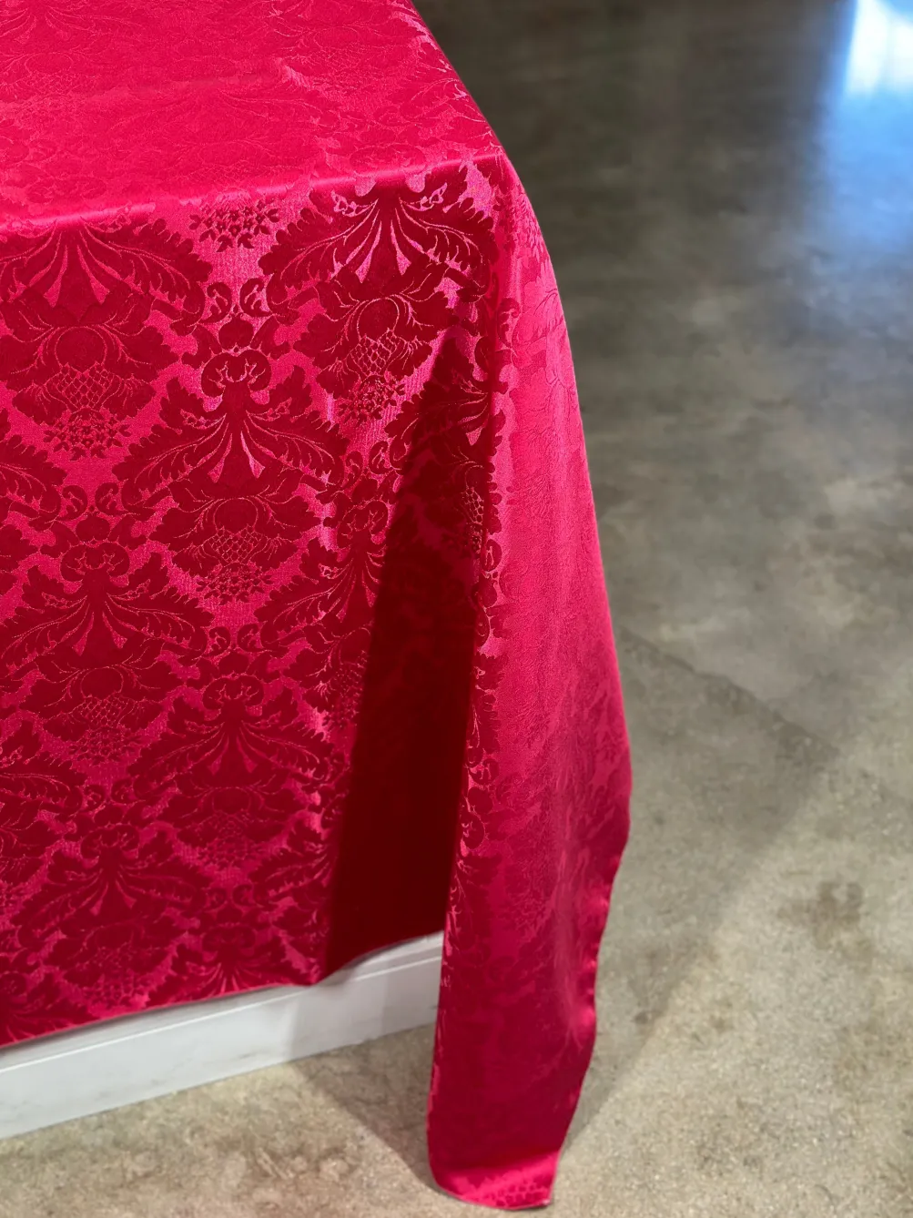 1pc - Damask Poly Table Linen 85"x85" Square - Fuchsia 1225