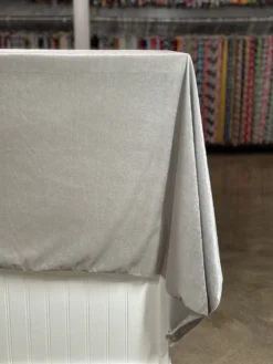 1pc - Lush Velvet Table Linen 132