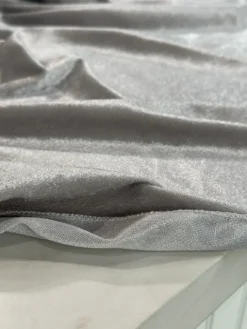 1pc - Lush Velvet Table Linen 132