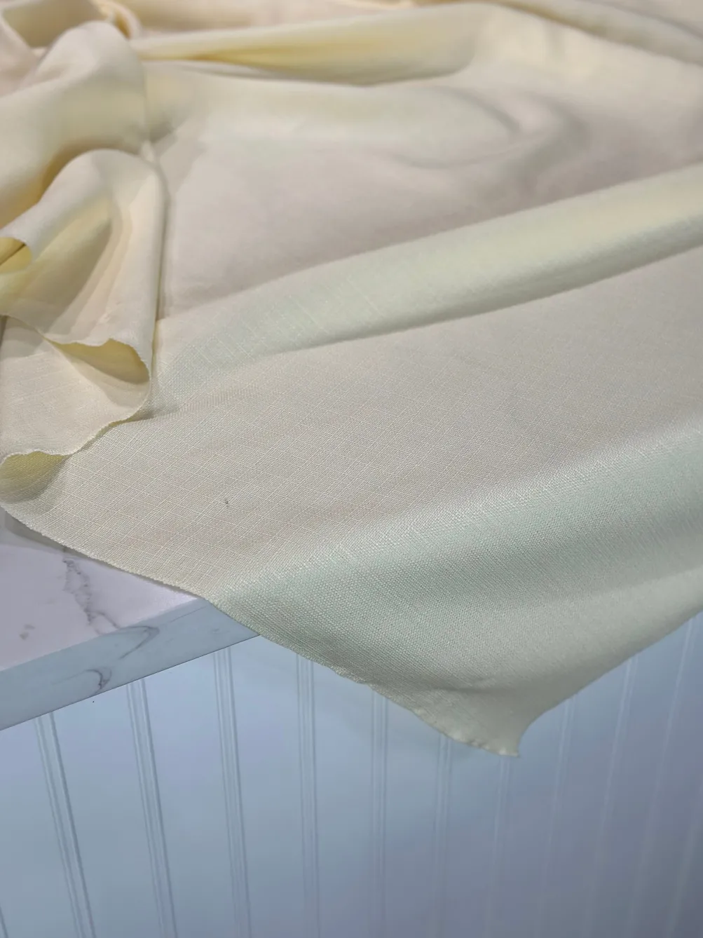 1pc - Rustic Linen Table Linen 90" Round - Ivory
