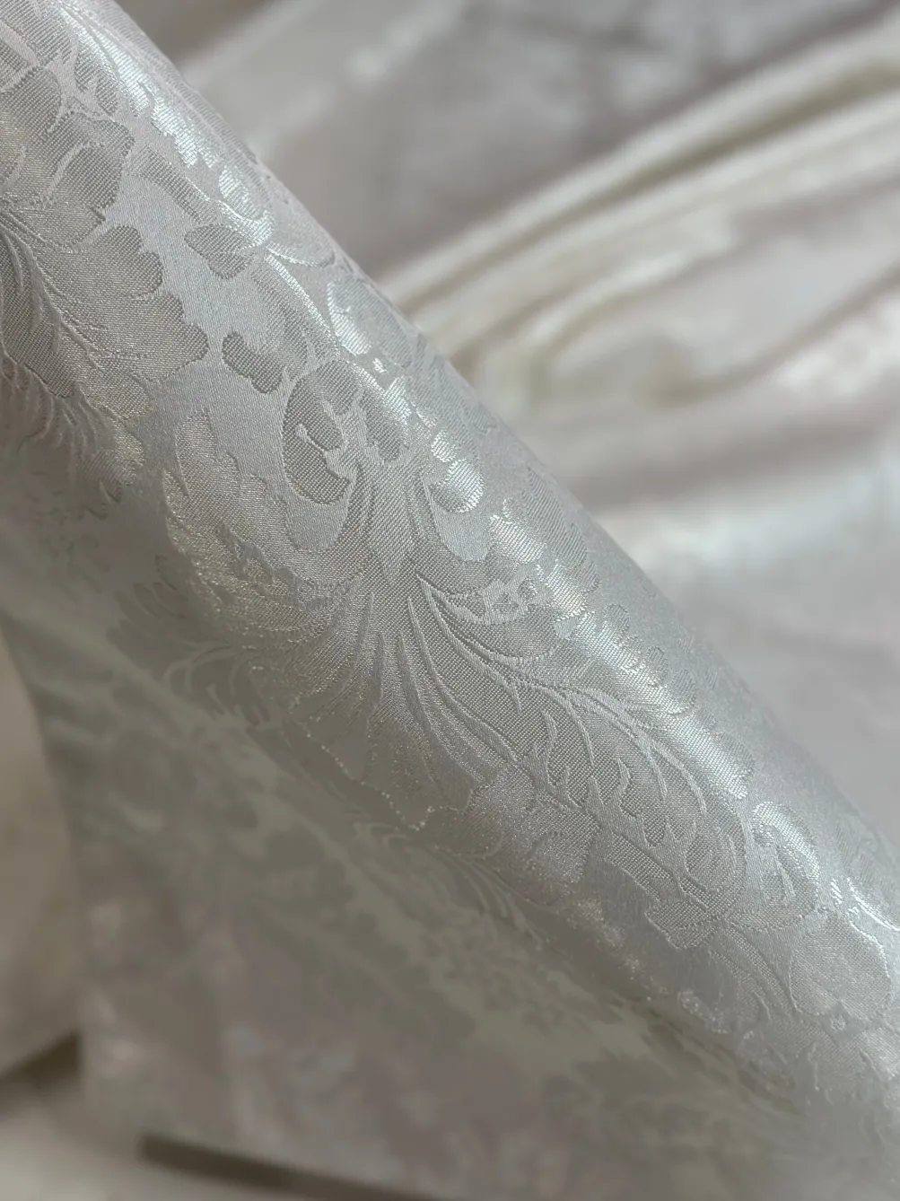 4pcs - Damask Poly Table Linen 58"x58" Square - Ivory