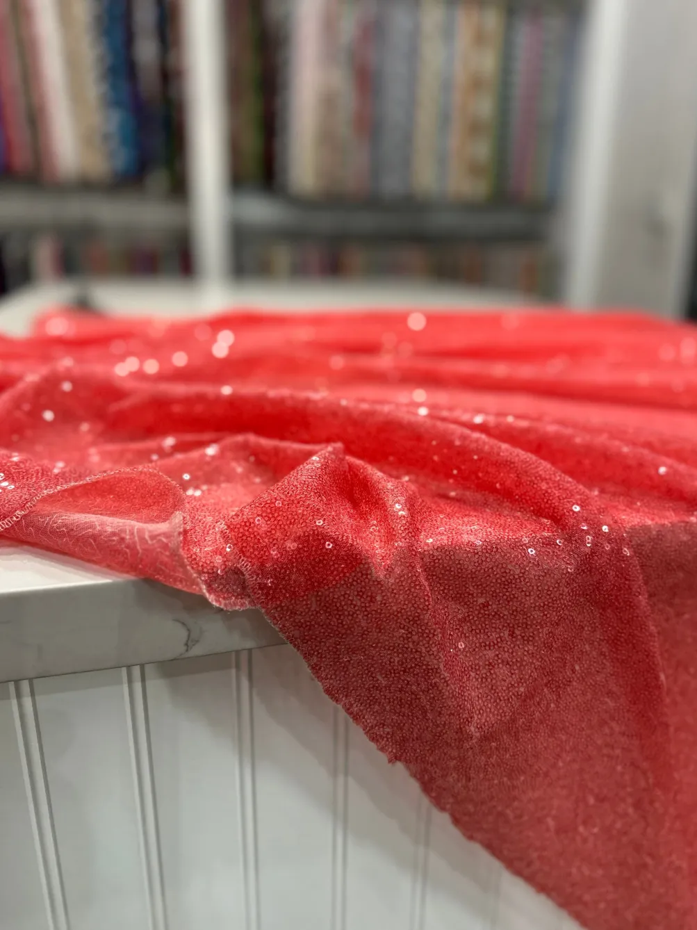 3pcs - Glitz Sequins Table Linen 120" Round - Coral