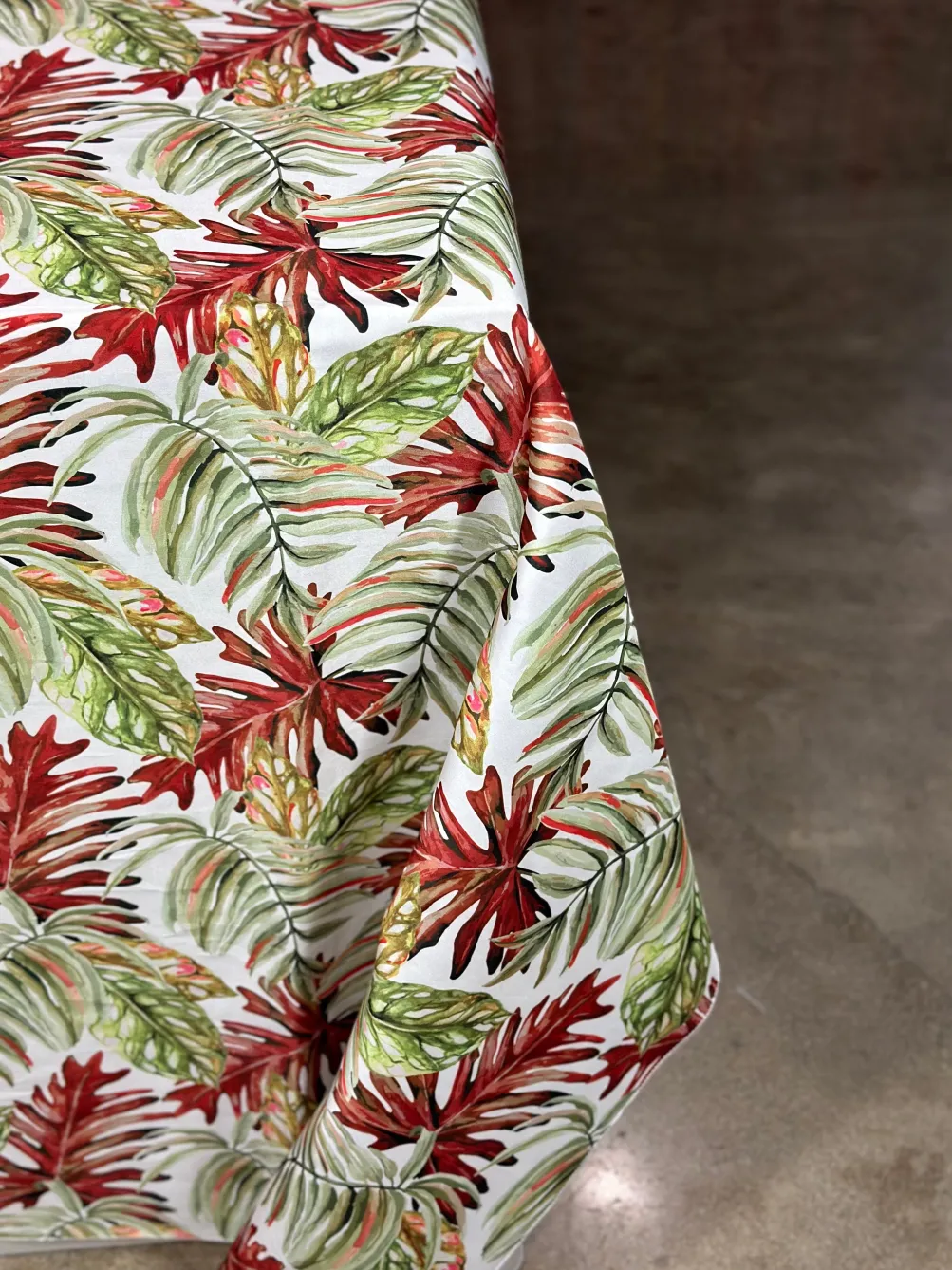 2pcs - Tropical Print (Dupioni) Table Linen in Red (90"x90" Square)
