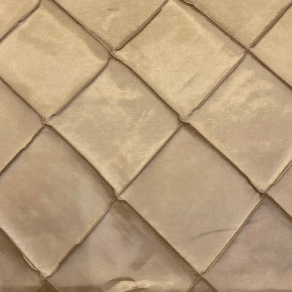 4" Pintuck Taffeta Table Linen in Taupe Gold
