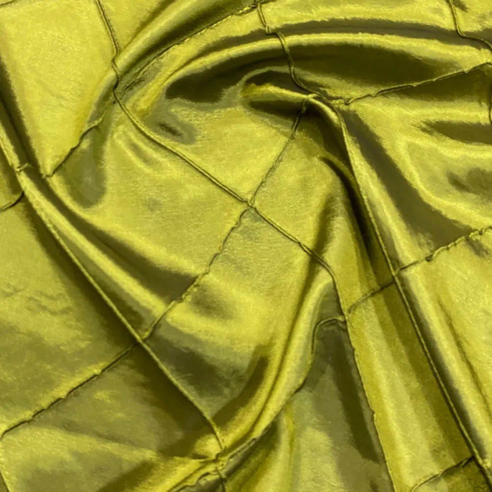 4" Pintuck Taffeta Table Napkin in Lime 102