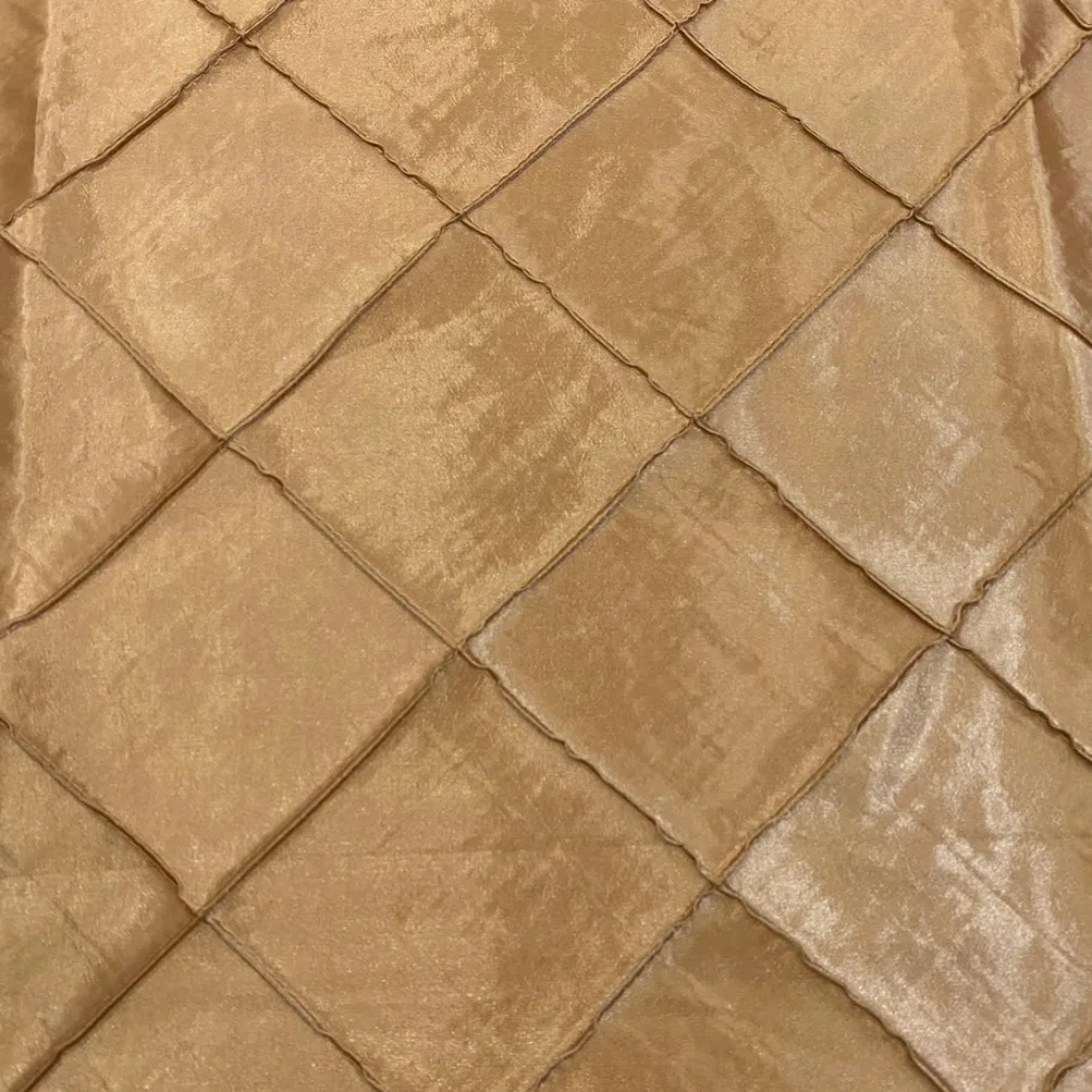 4" Pintuck Taffeta Table Runner in Gold 902