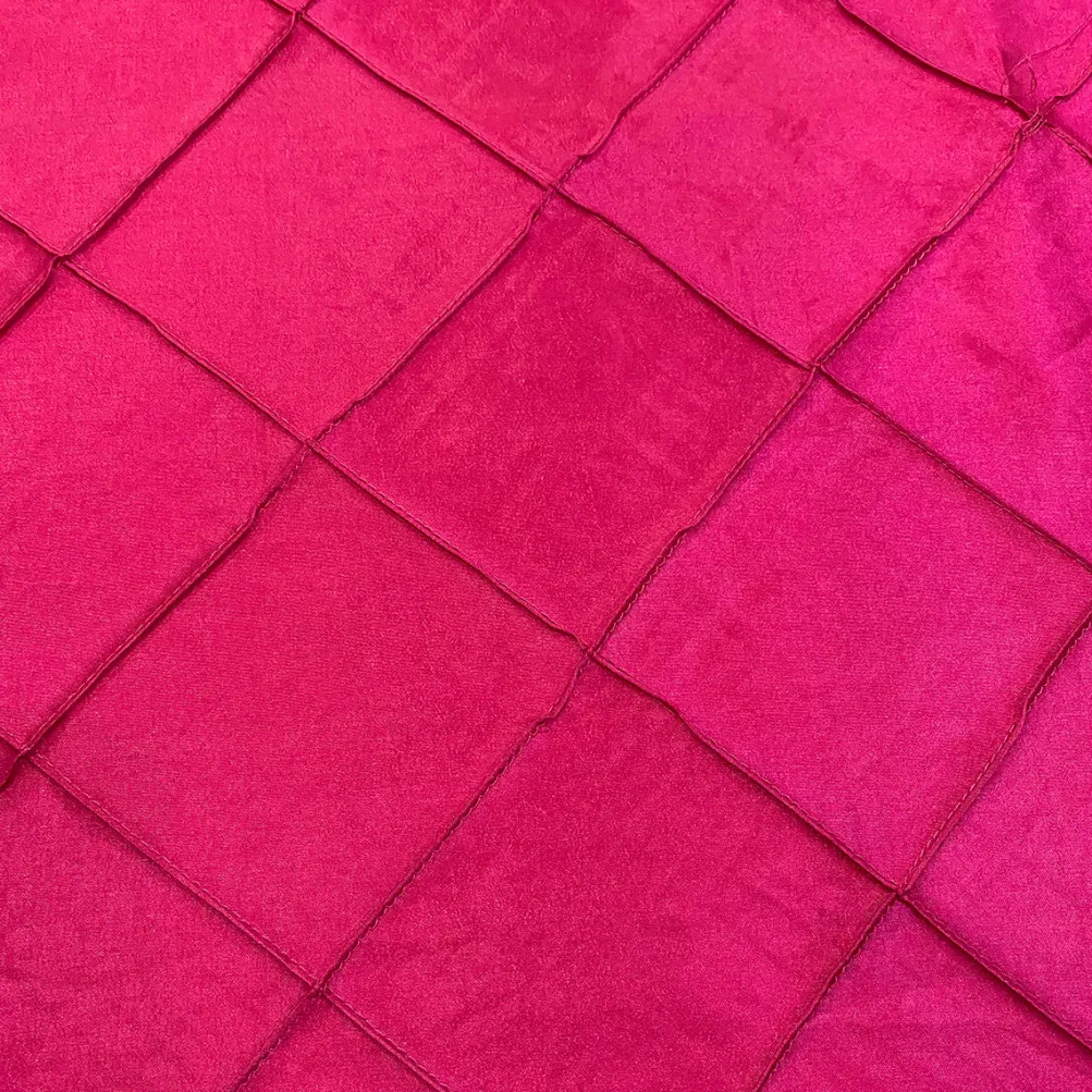 4" Pintuck Taffeta Table Runner in Fuchsia 064