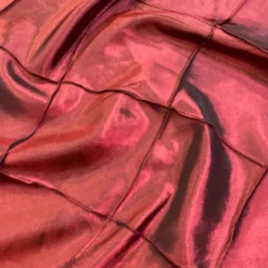 4" Pintuck Taffeta Table Runner in Wine 001