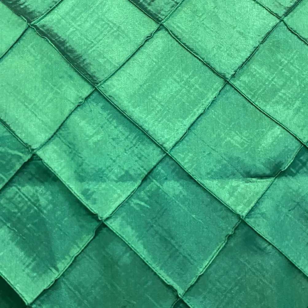 4" Pintuck Taffeta Table Runner in Hunter Green