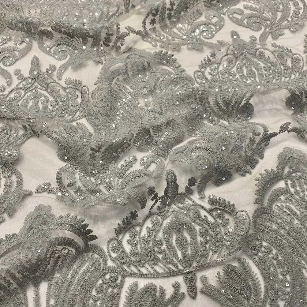 Princess Lace Table Runner in Silver