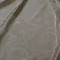 Regal Jacquard (Reversible) Table Napkin in Ivory