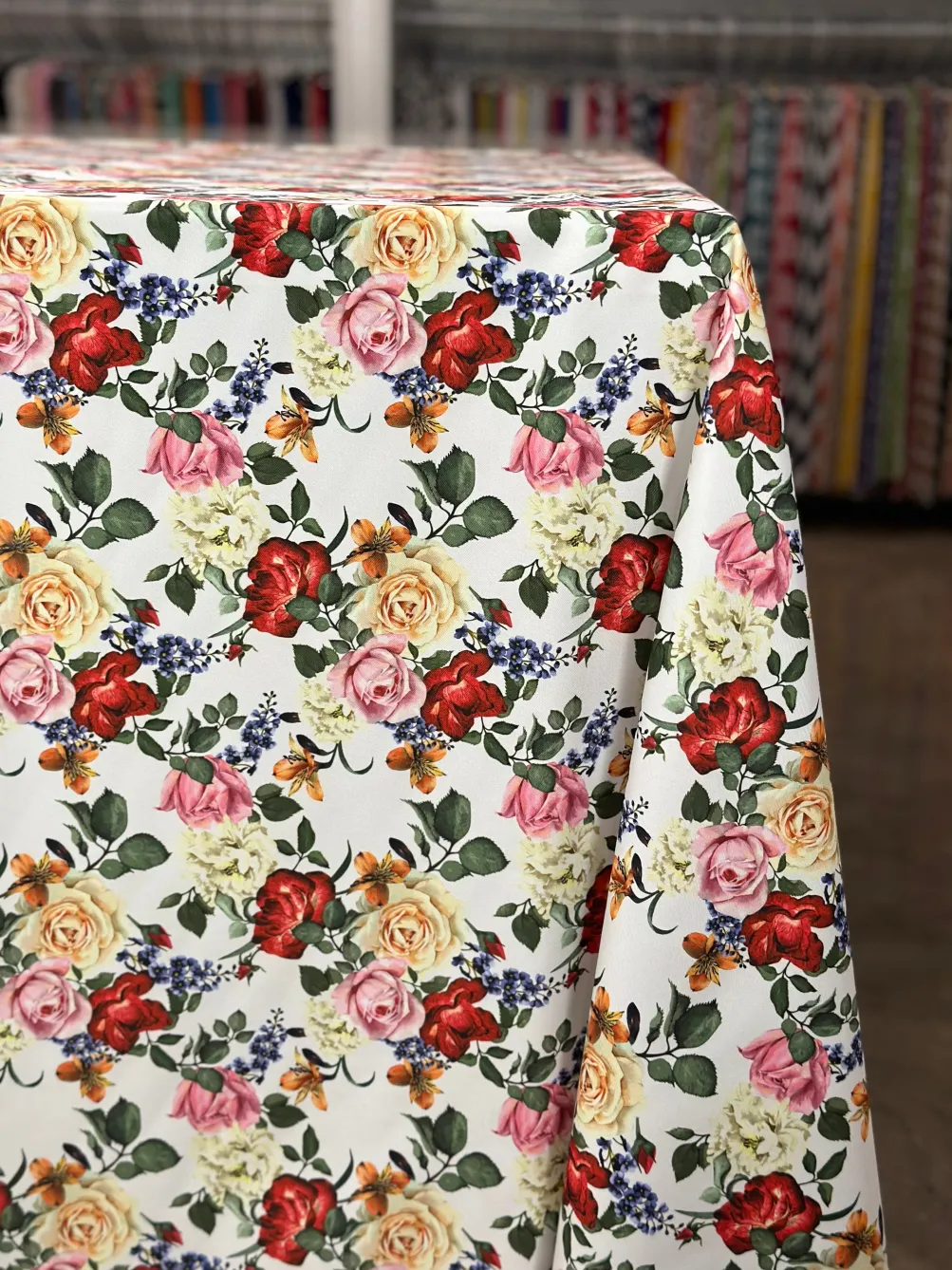 Rose Garden (Poly Print) Table Linen
