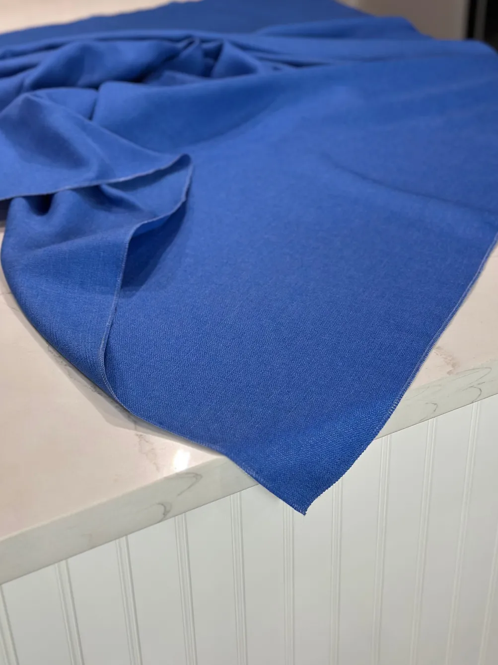 Rustic Linen Table Linen in Royal
