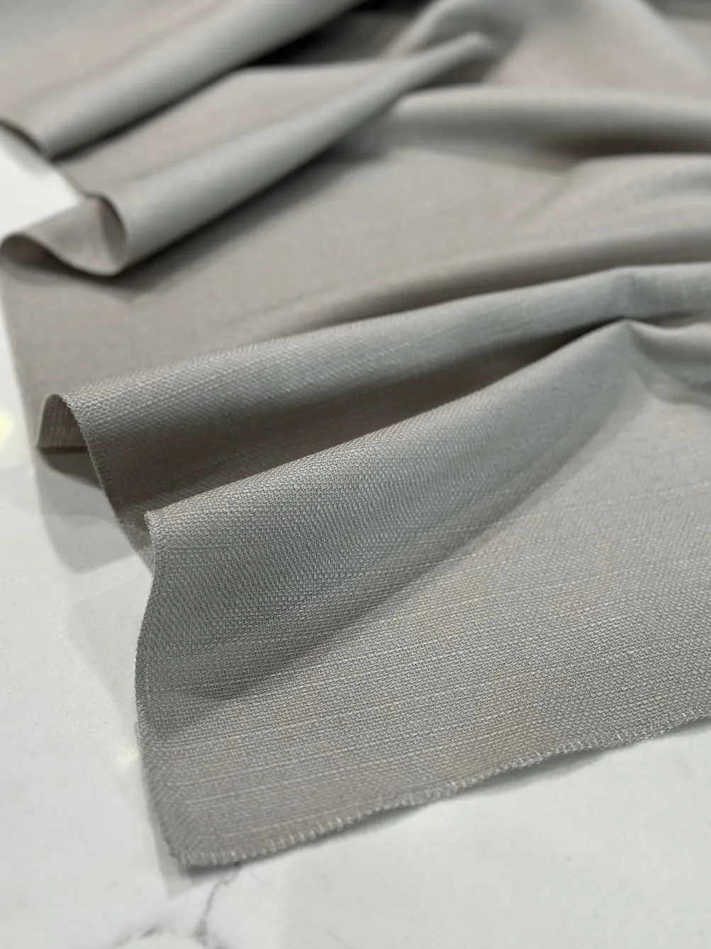 Rustic Linen Table Linen in Silver