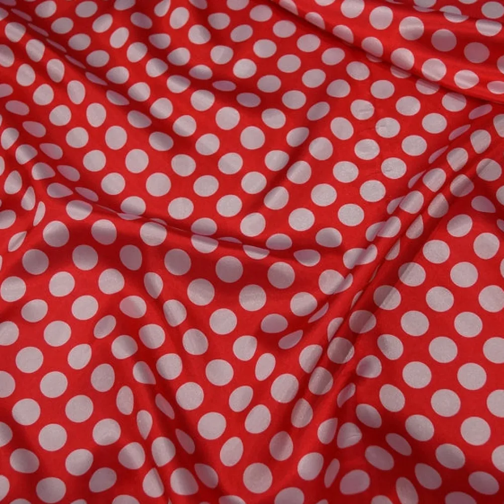 Satin Polka Dot Table Linen in White and Red