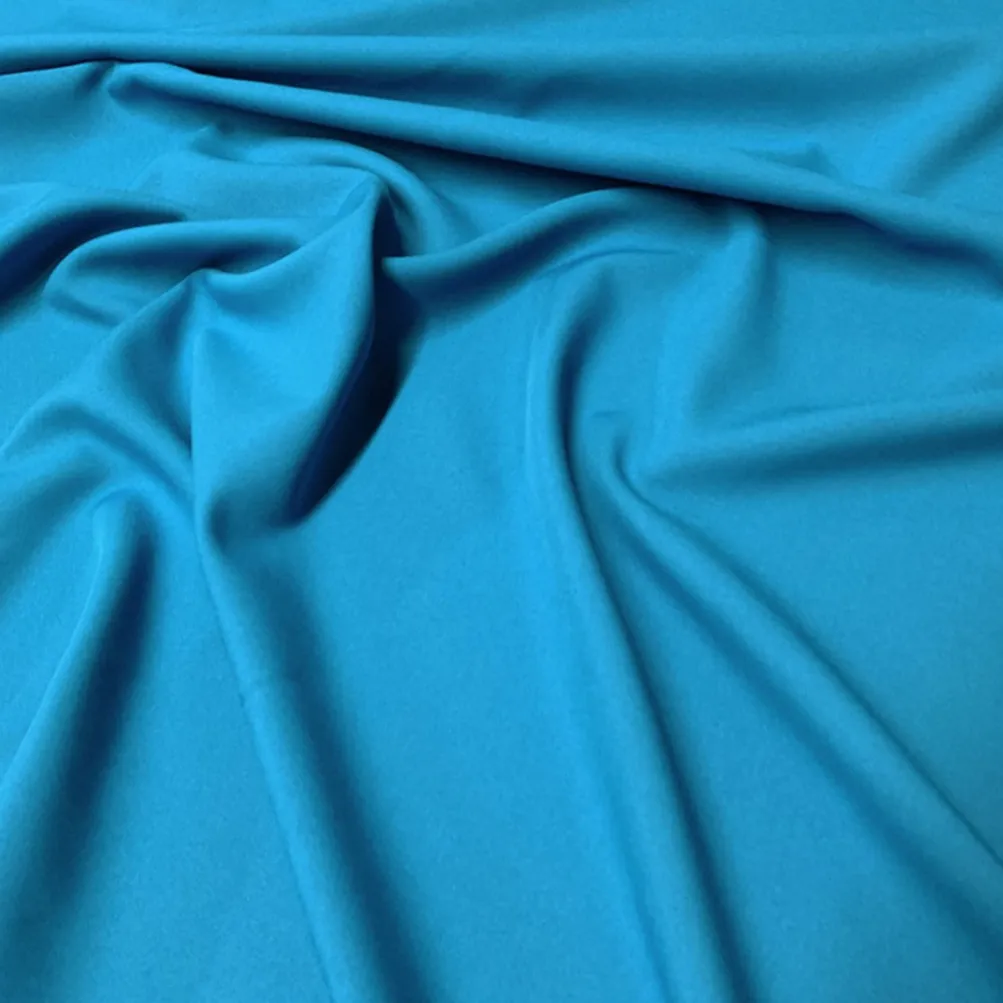 Scuba (Wrinkle-Free) Table Runner in Turquoise 1142