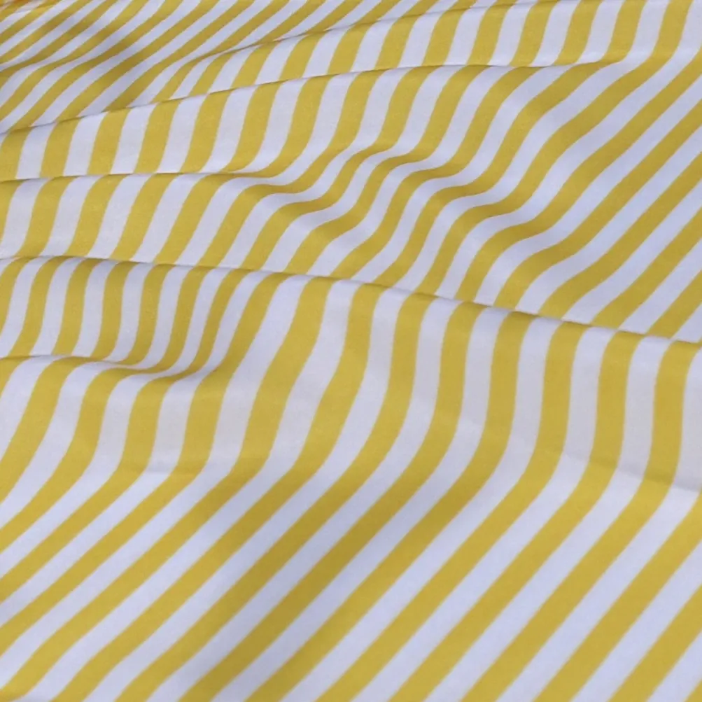 Seersucker (Poly Print) Table Runner in Yellow
