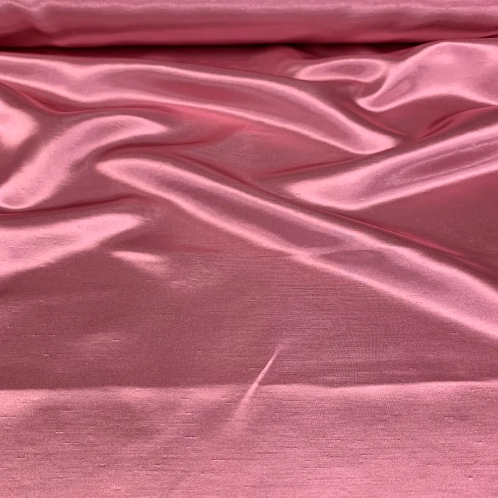 Shantung Satin (Reversible) Table Linen in Mauve