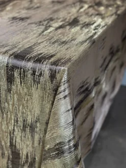Static Jacquard Table Linen in Gold and Brown
