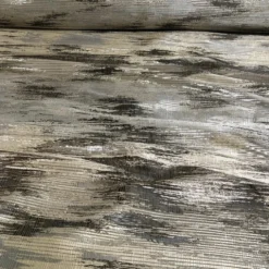 Static Jacquard Table Linen in Black and Silver