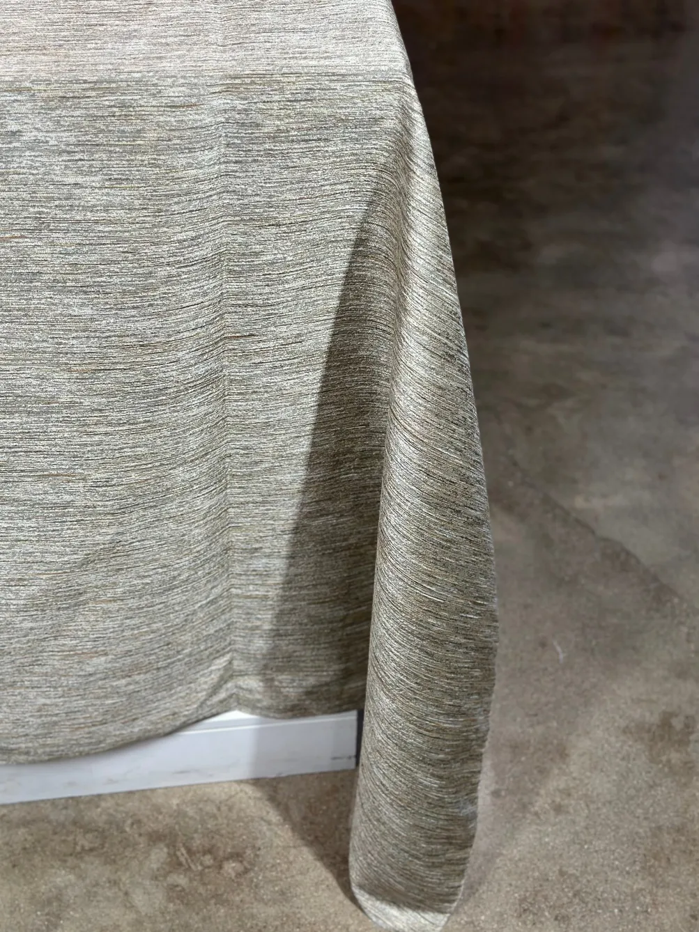 Sterling Jacquard Table Linen in Taupe