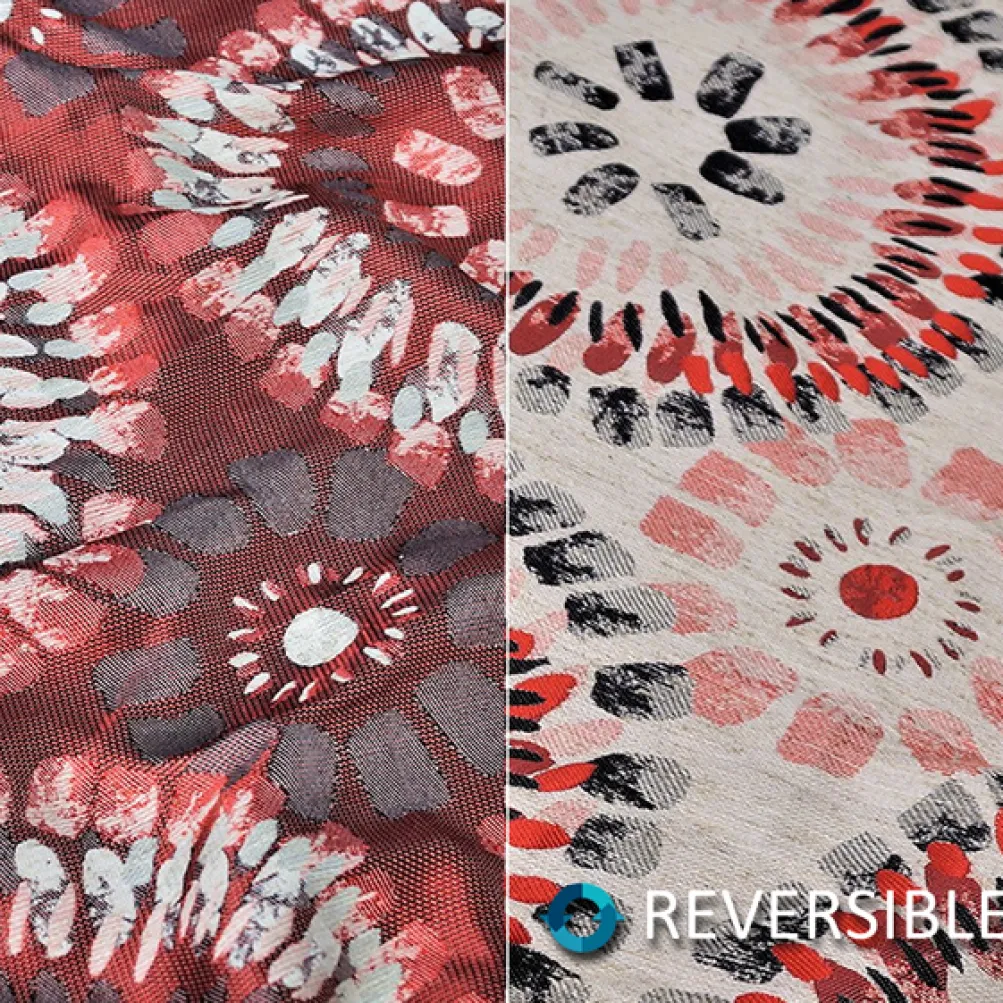Sundaze Jacquard (Reversible) Table Linen in Red and Black