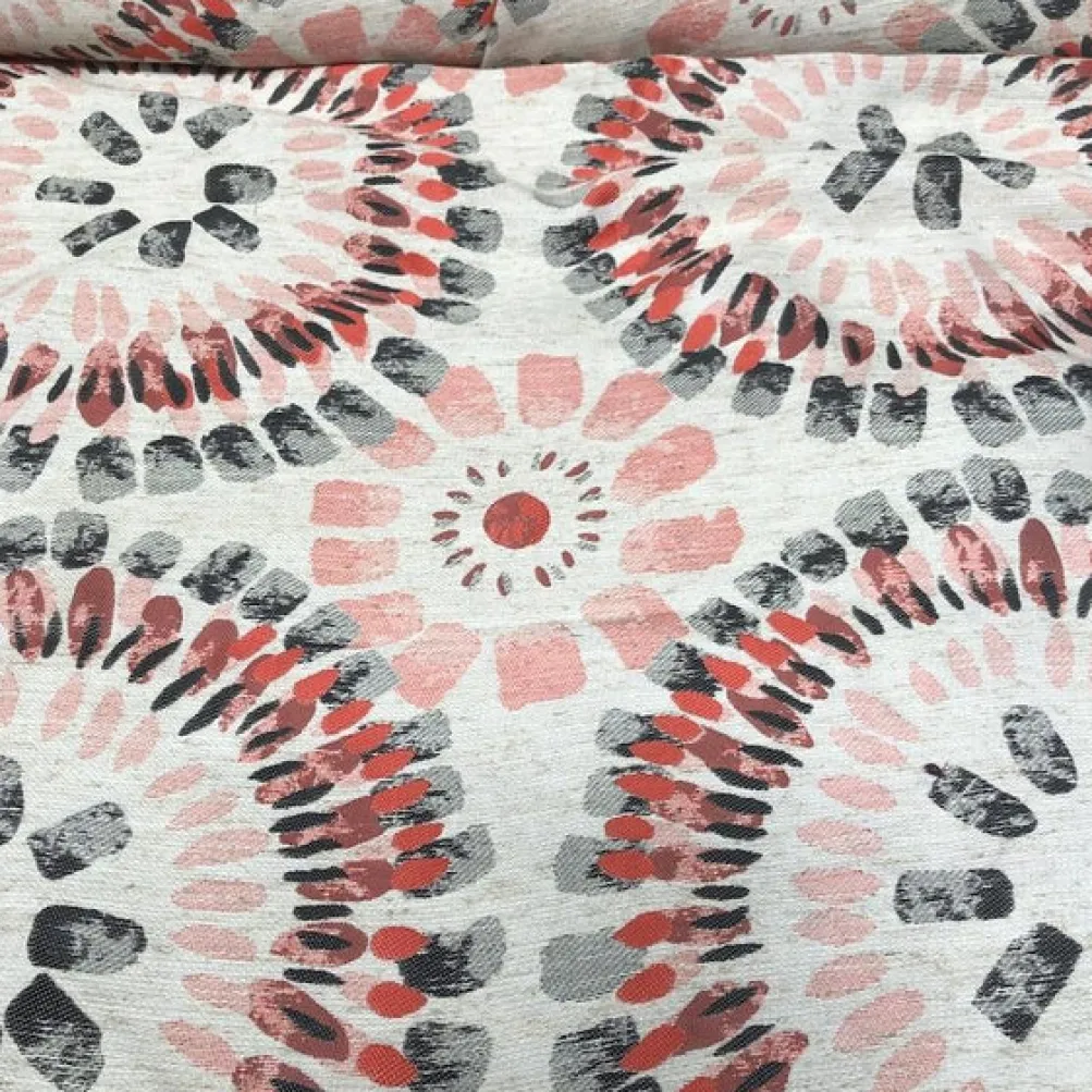 Sundaze Jacquard (Reversible) Table Runner in Red and Black