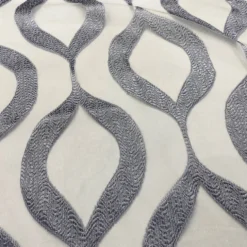 Tabriz Organza Table Linen in Silver