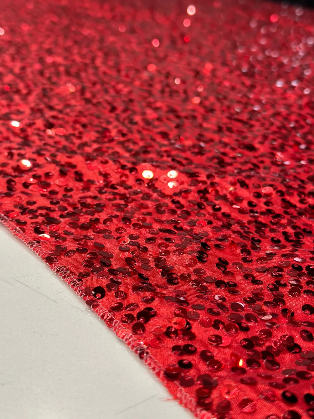 Taffeta Sequins Table Linen in Red