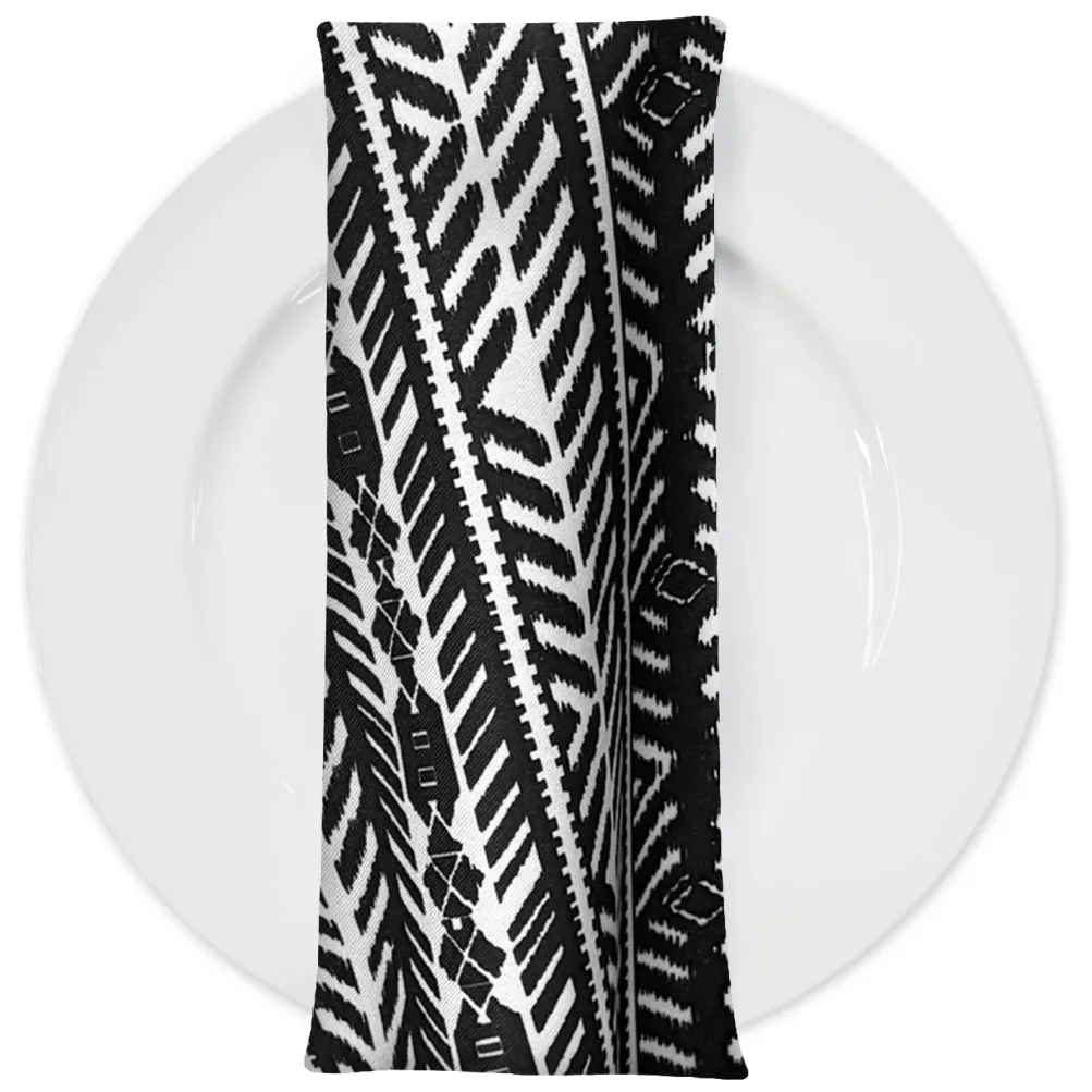 Topaz (Poly Print) Table Napkin in Black / White