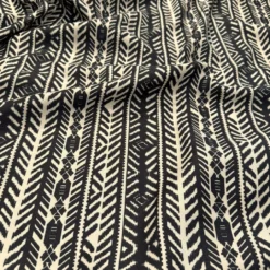 Topaz (Poly Print) Table Napkin in Black / Taupe